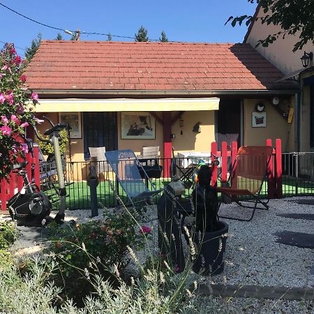 Villa Le Jardin De Theleme "Charme Discret Pour Un Nid Douillet" Mazille Exterior foto