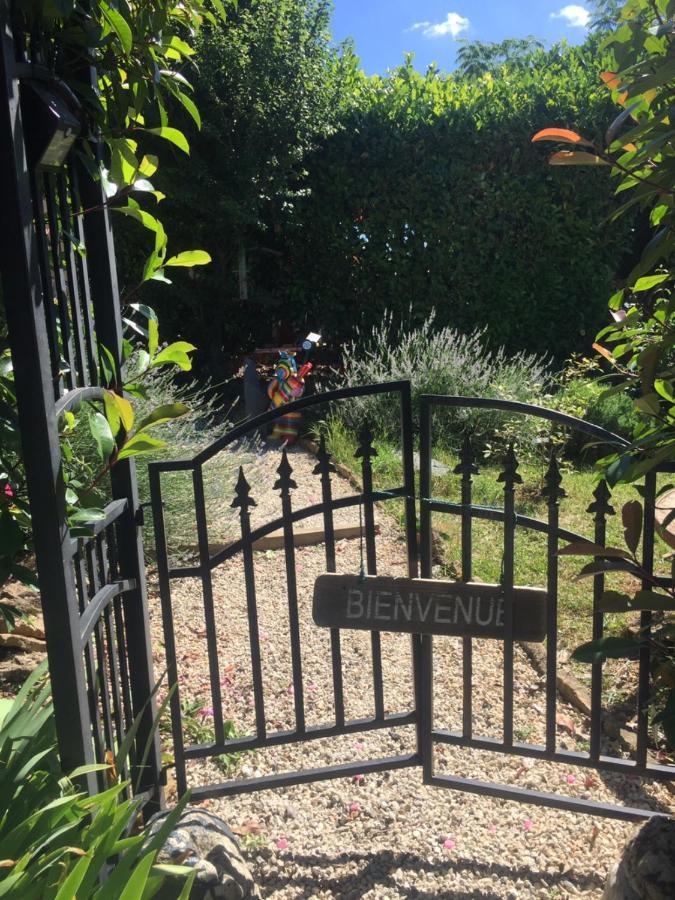 Villa Le Jardin De Theleme "Charme Discret Pour Un Nid Douillet" Mazille Exterior foto